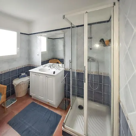 Maison De Confortable Avec Jardin Et Terrasse Au Lavandou Дом отдыха *