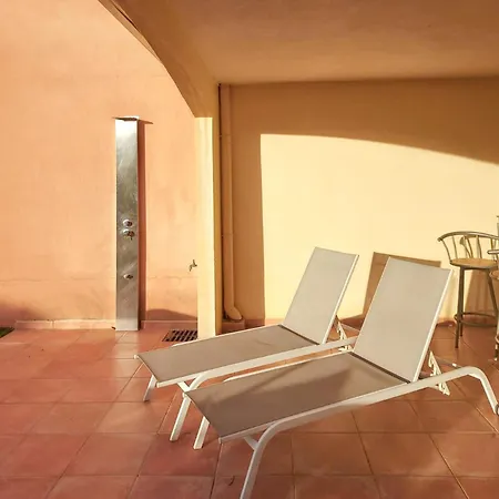 Ferienhaus Maison De Confortable Avec Jardin Et Terrasse Au Lavandou