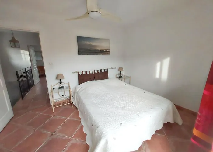 Maison De Confortable Avec Jardin Et Terrasse Au Lavandou Semesterbostad *